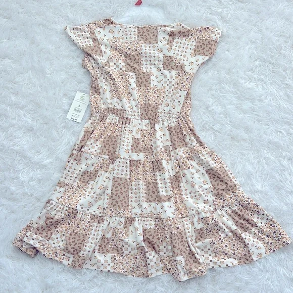 Beige/Tan Summer Dress - Picture 3 of 3